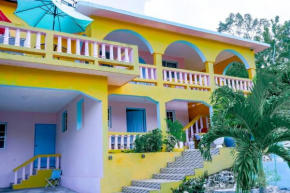 Coral Cove Cottage